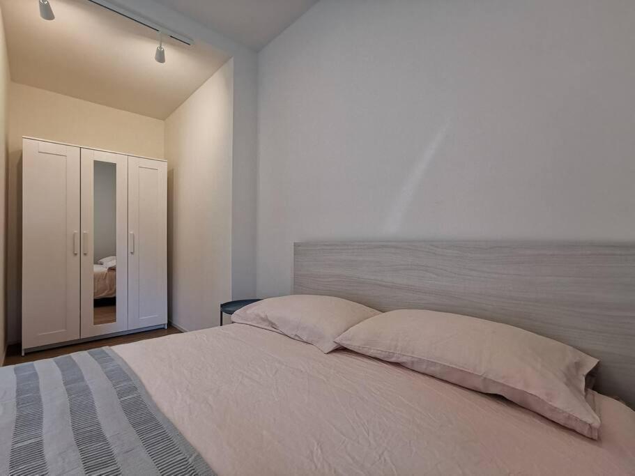Experience The Loft! Loft 18, Downtown, Near The Lake Free Parking Available Lugano Eksteriør bilde